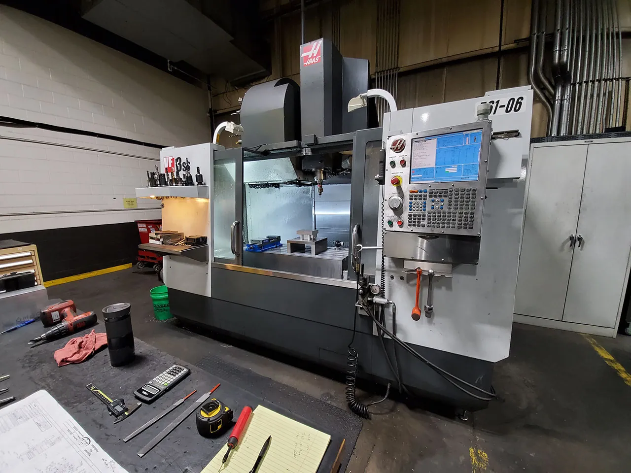 Haas VF-3SS 3-axis vertical CNC milling machine at Carpatians MFG shop floor in Troy, Michigan